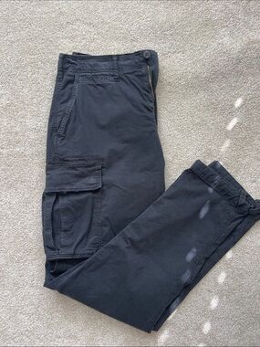 American Eagle Outfitters Black Cargo Pants - Utility Style